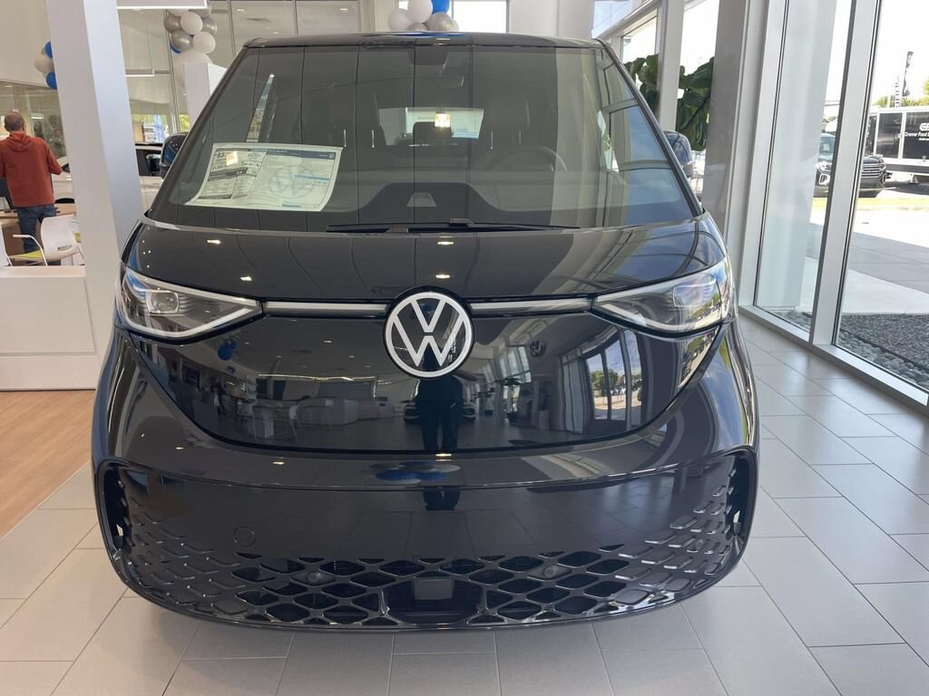 New 2025 Volkswagen ID. Buzz Pro S