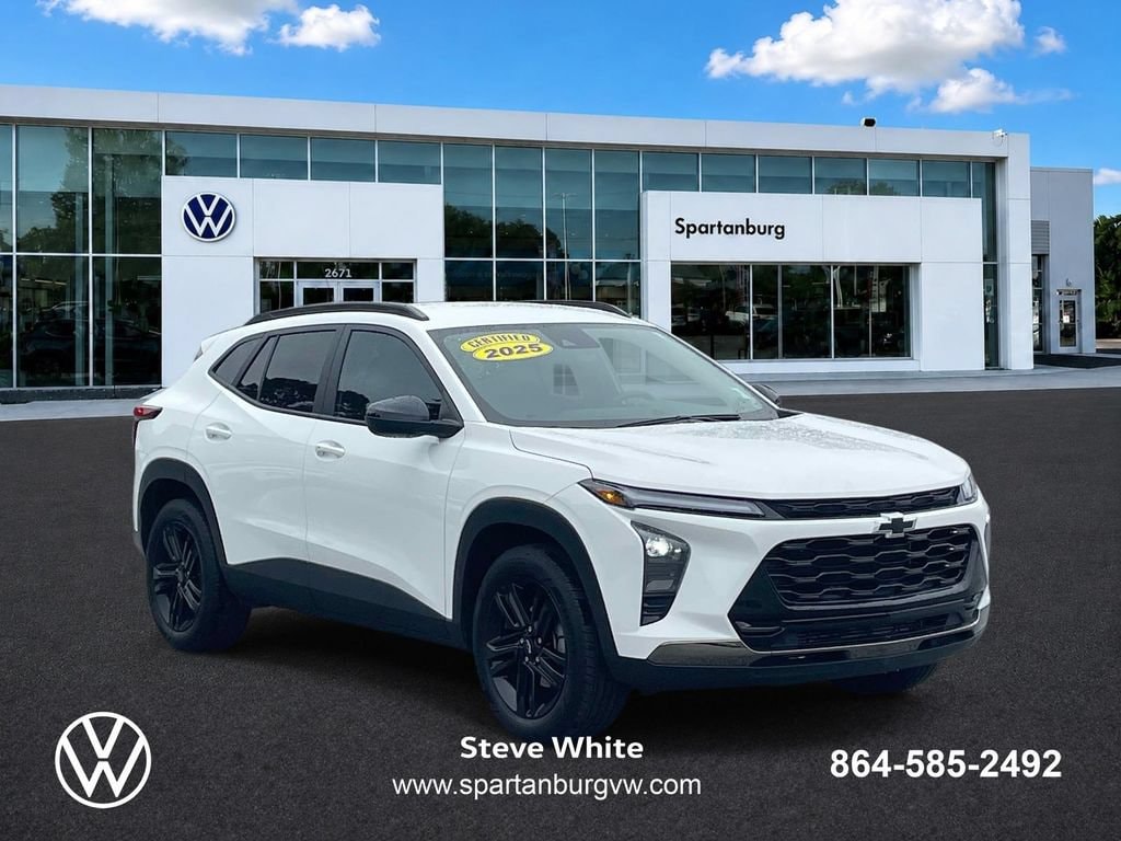 Used 2025 Chevrolet Trax ACTIV