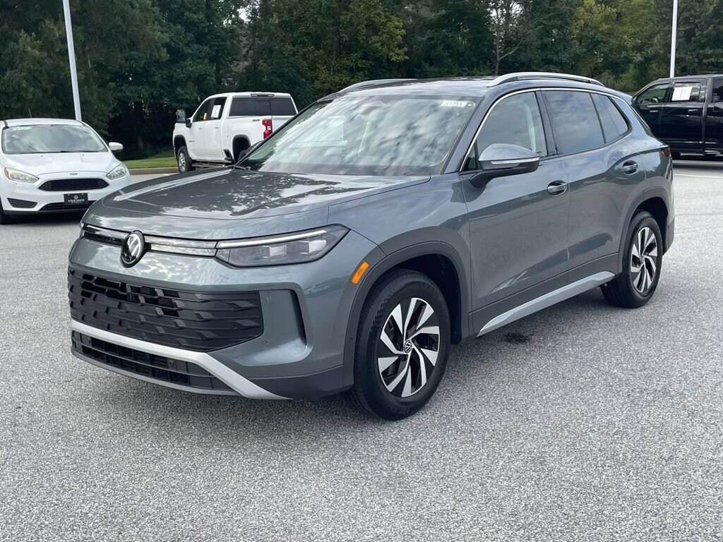 New 2026 Volkswagen Tiguan 2.0T S