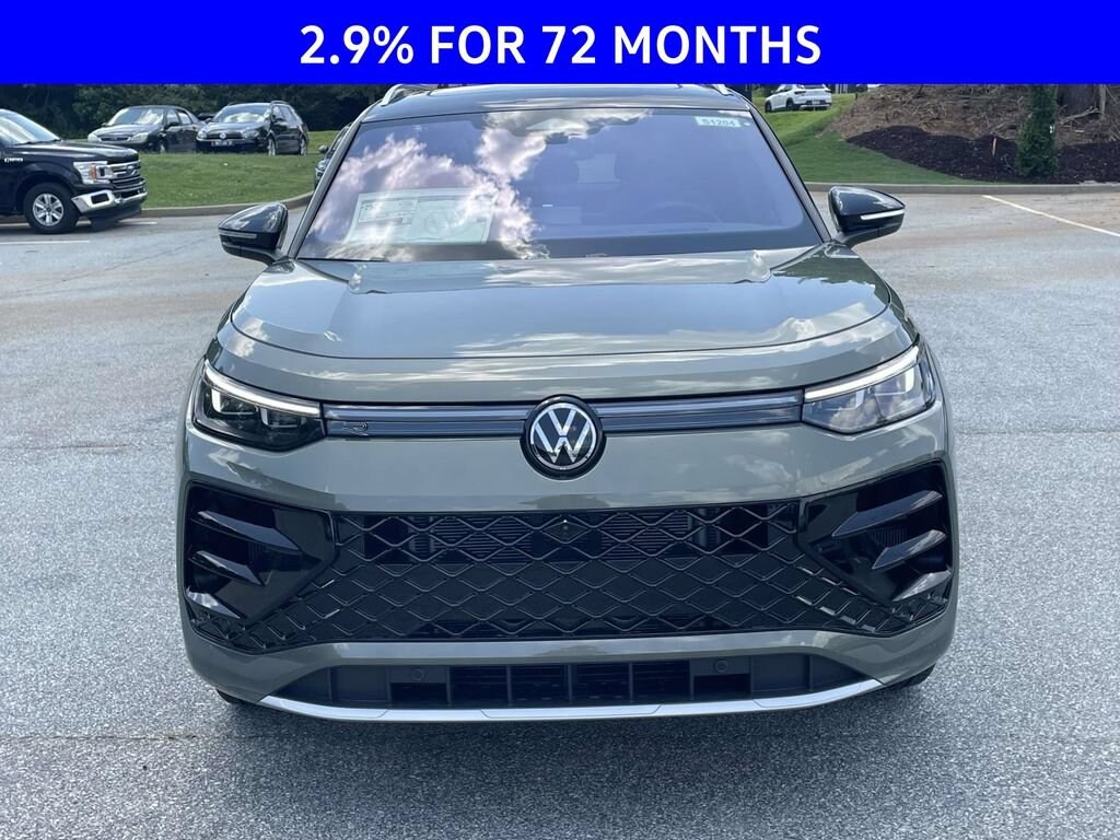 New 2026 Volkswagen Tiguan 2.0T SEL R-Line Turbo