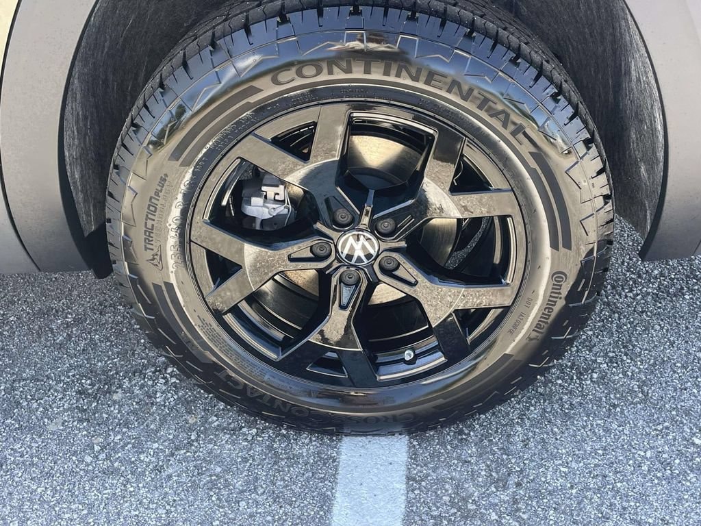 New 2026 Volkswagen Atlas 2.0T Peak Edition