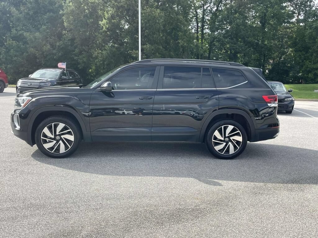 Used 2024 Volkswagen Atlas 2.0T SE w/Technology