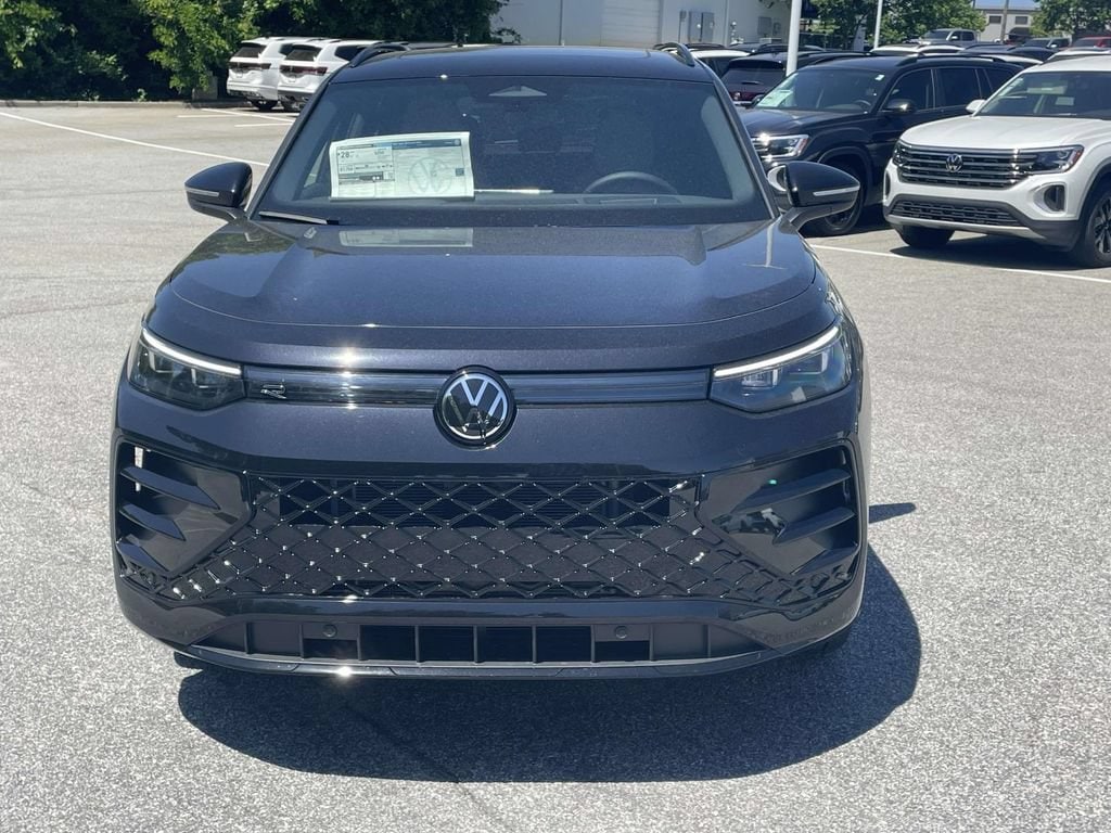 New 2026 Volkswagen Tiguan 2.0T SE R-Line Black