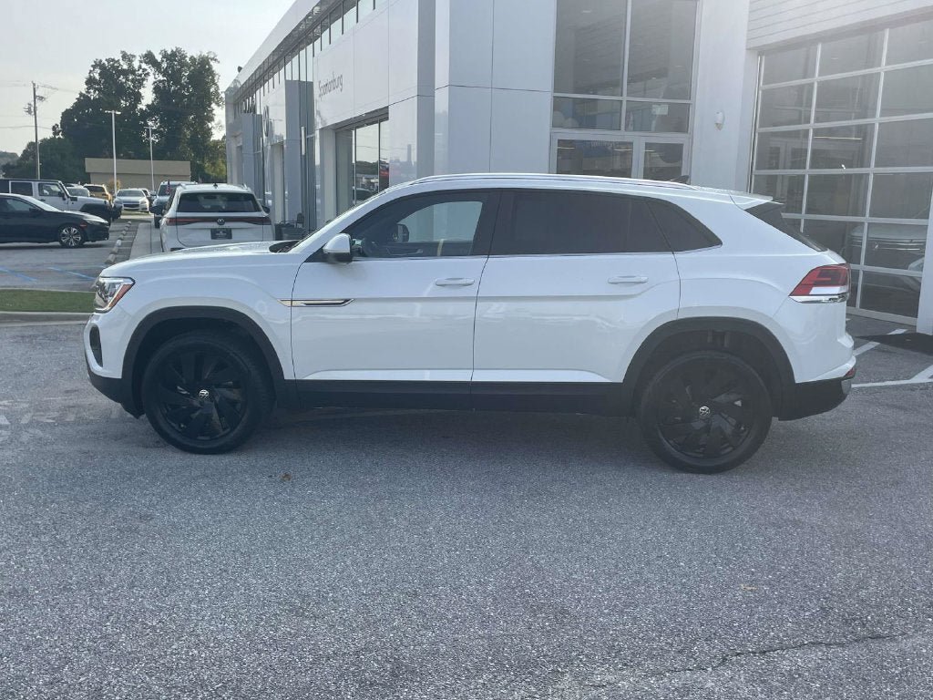 New 2026 Volkswagen Atlas Cross Sport 2.0T SE W/TECHNOLOGY