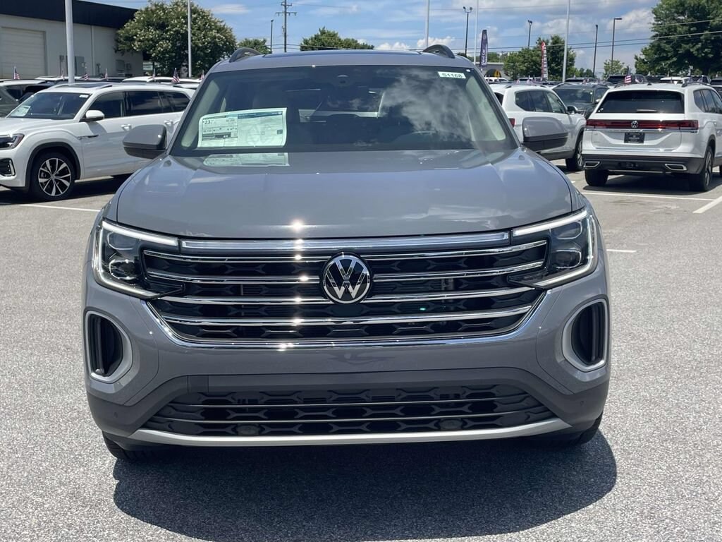 New 2026 Volkswagen Atlas 2.0T SE w/Technology