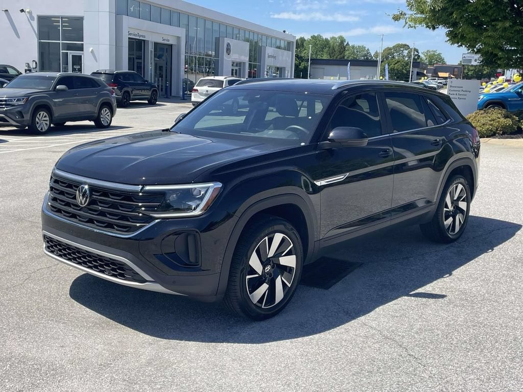 Used 2026 Volkswagen Atlas Cross Sport 2.0T SE w/Technology
