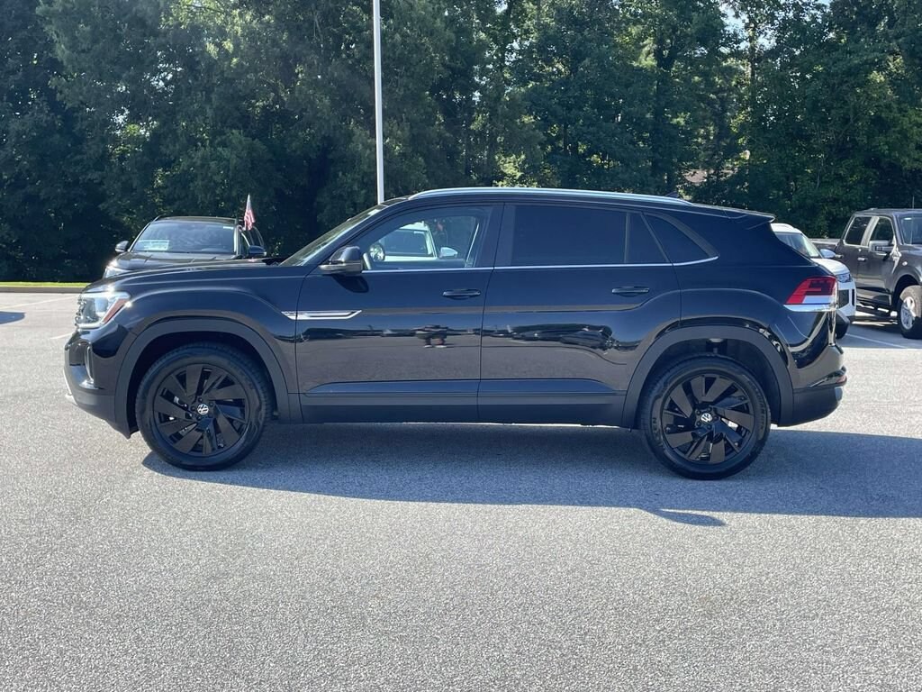 New 2026 Volkswagen Atlas Cross Sport 2.0T SE w/Technology