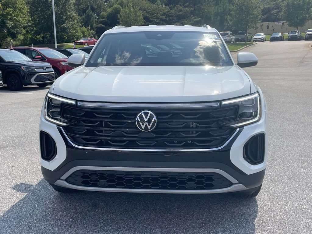New 2026 Volkswagen Atlas Cross Sport 2.0T SE