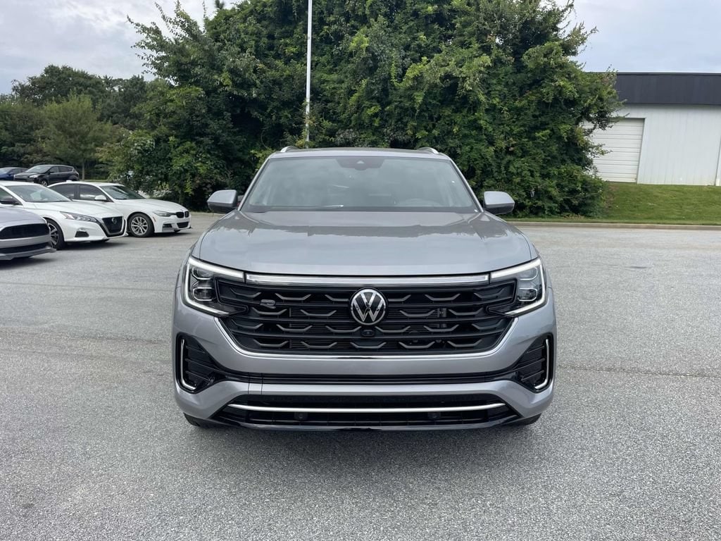 New 2026 Volkswagen Atlas Cross Sport 2.0T SEL Premium R-Line