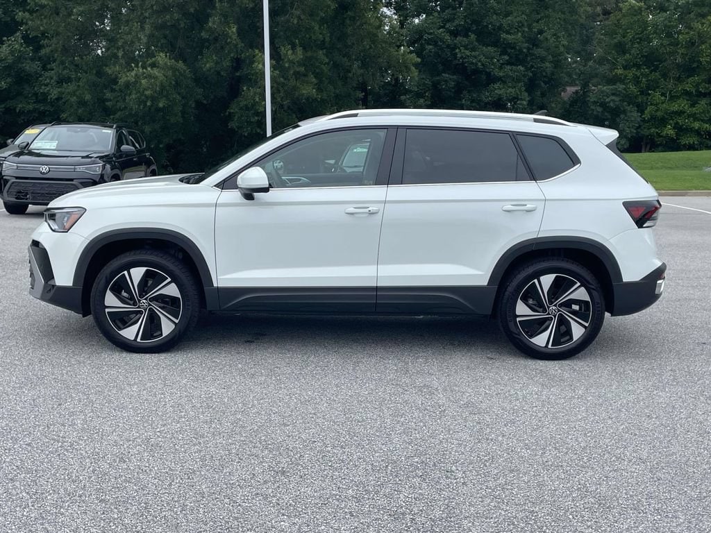 New 2026 Volkswagen Taos 1.5T SE
