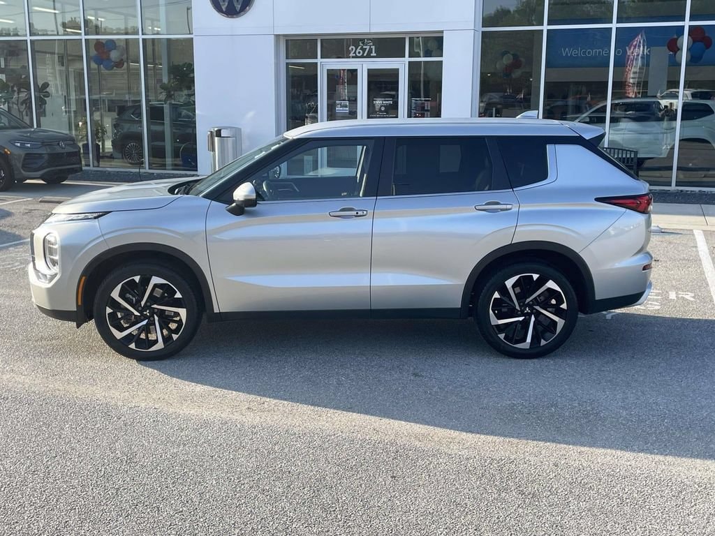 Used 2022 Mitsubishi Outlander SE