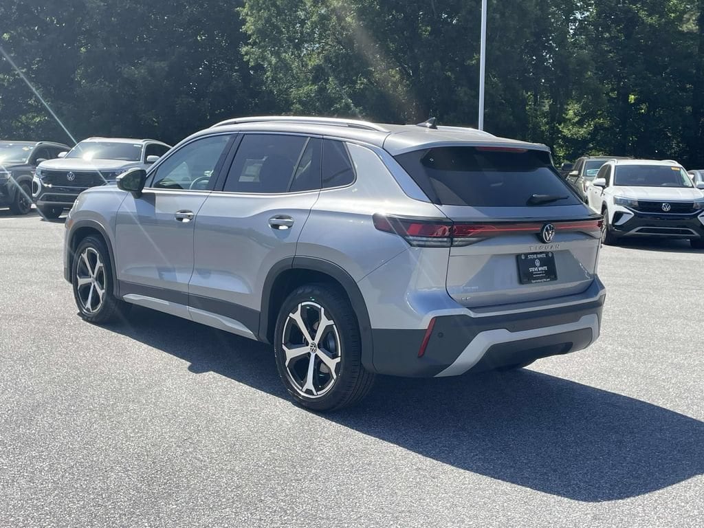 New 2026 Volkswagen Tiguan 2.0T SE