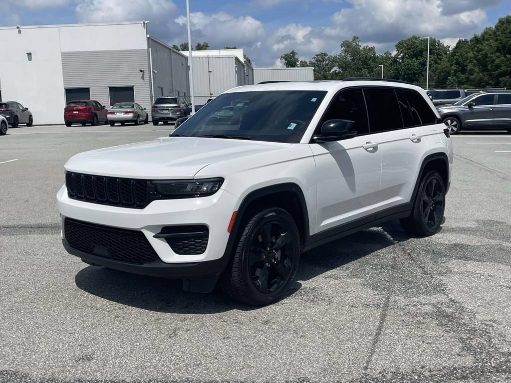 Used 2024 Jeep Grand Cherokee Altitude X