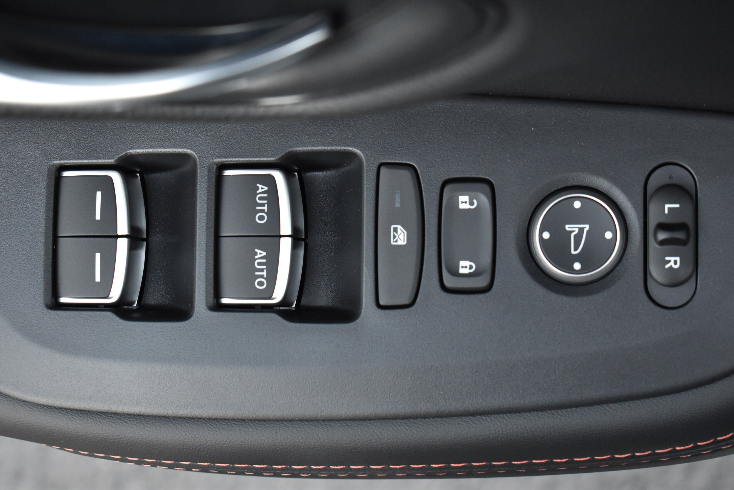 2026 Honda HR-V Sport - Photo 15