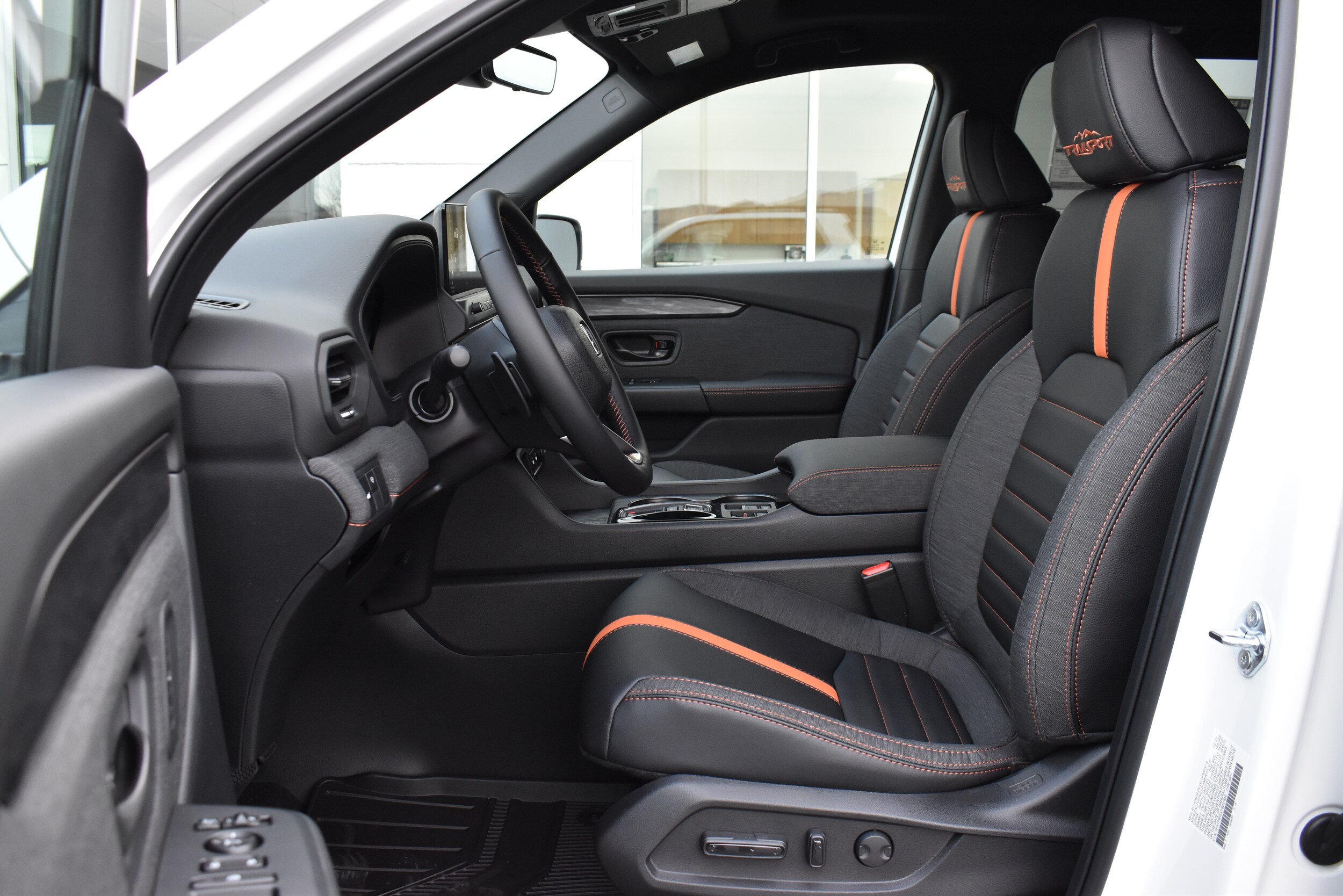 2026 Honda Passport TrailSport Blackout - Photo 17