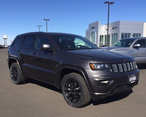 2021 Jeep Grand Cherokee 3/4 Front View