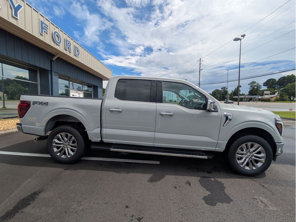 New 2026 Ford F-150 Lariat Truck SuperCrew Cab