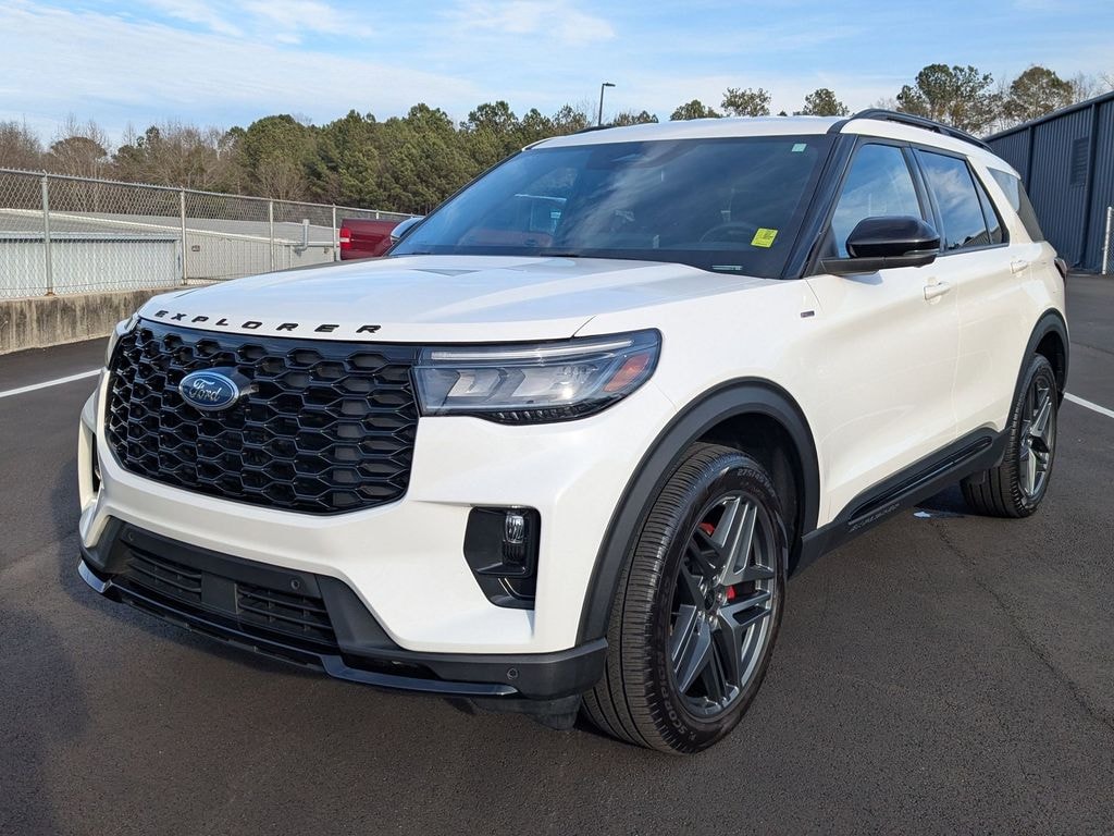 Certified 2025 Ford Explorer ST-Line SUV