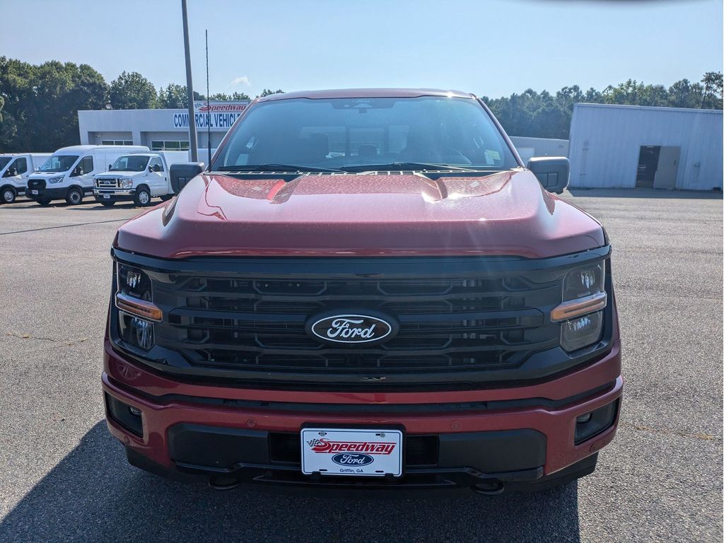 2025 Ford F-150 XLT photo 3