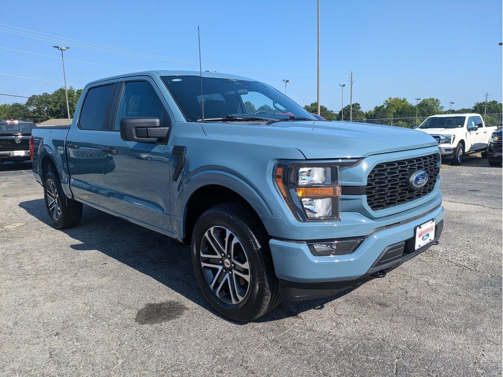 2023 Ford F-150 XL photo 4