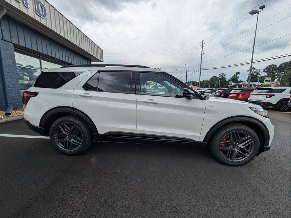 New 2026 Ford Explorer ST-Line SUV