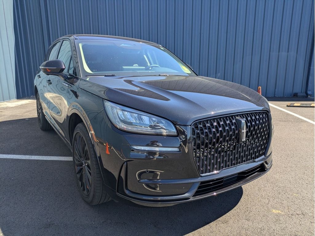 Used 2025 Lincoln Corsair Premiere SUV