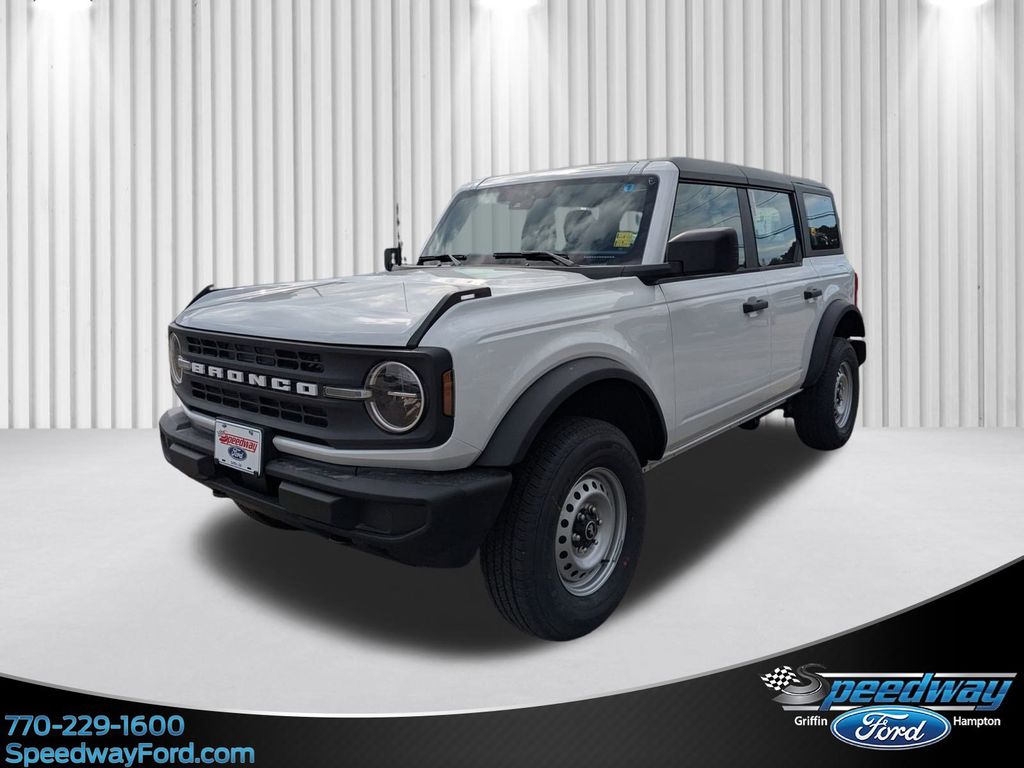 2025 Ford Bronco 4-Door Base's photo