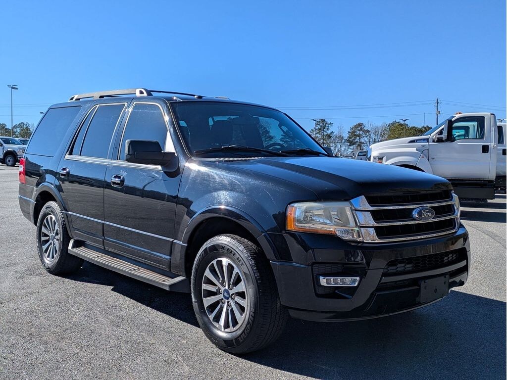 Used 2017 Ford Expedition XLT SUV