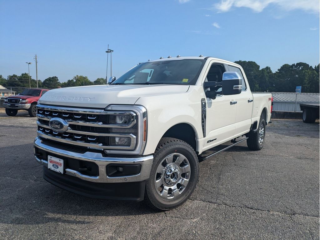 2025 Ford F-250 Lariat photo 2