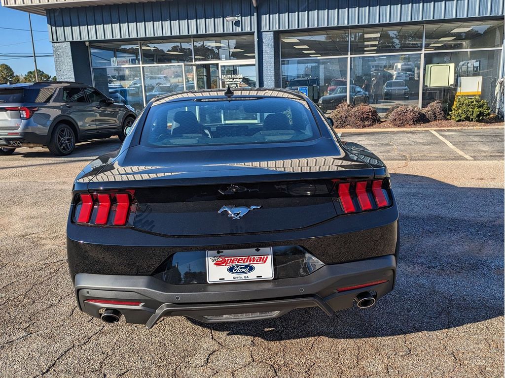 2026 Ford Mustang EcoBoost Fastback - Photo 9
