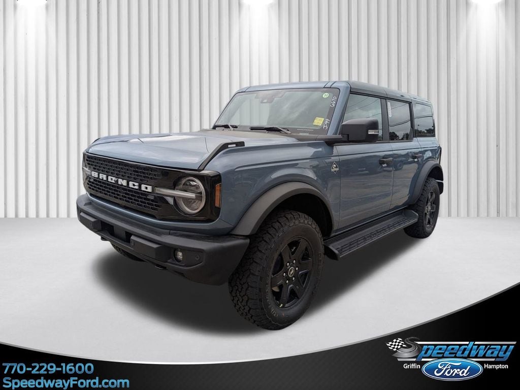 2025 Ford Bronco 4-Door Outer Banks's photo