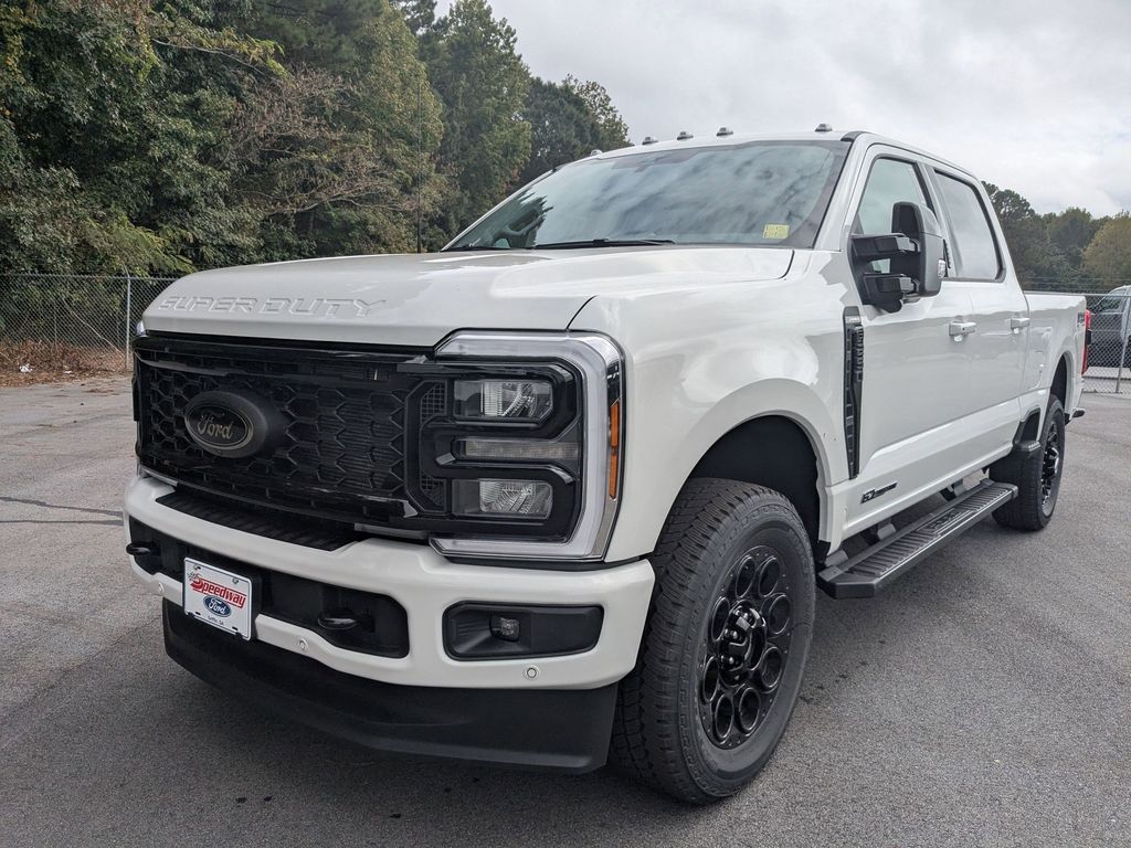 2026 Ford F-250 Lariat photo 2