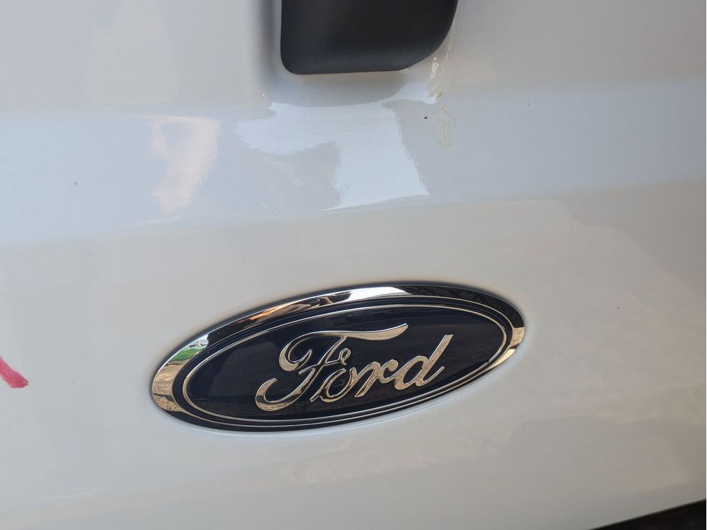 2025 Ford Bronco 4-Door Base - Photo 8