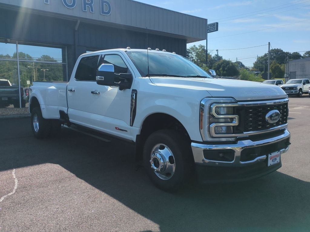 New 2026 Ford F-350 King Ranch Truck Crew Cab