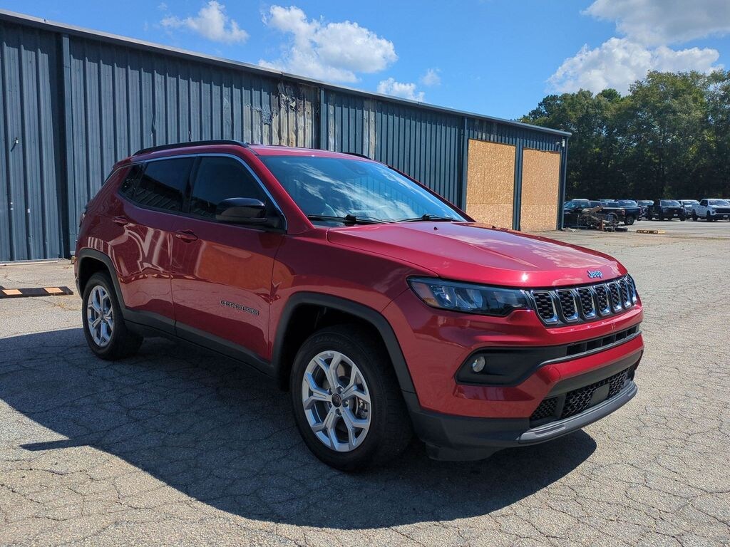 Certified 2025 Jeep Compass Latitude SUV