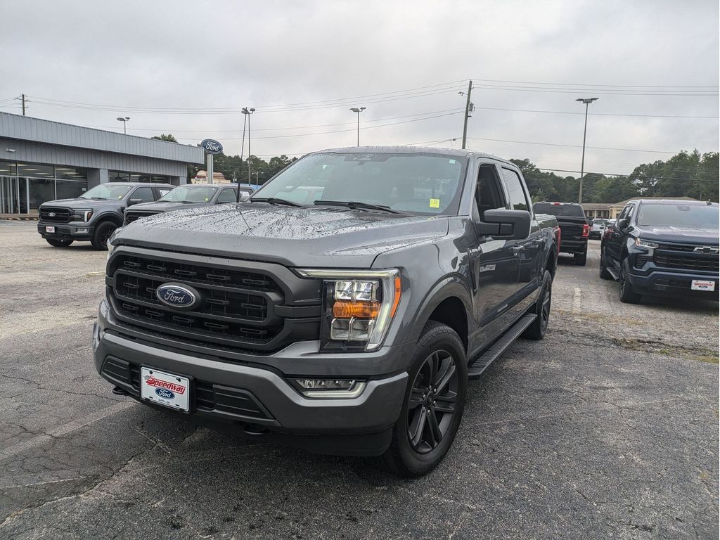 2023 Ford F-150 XLT photo 2
