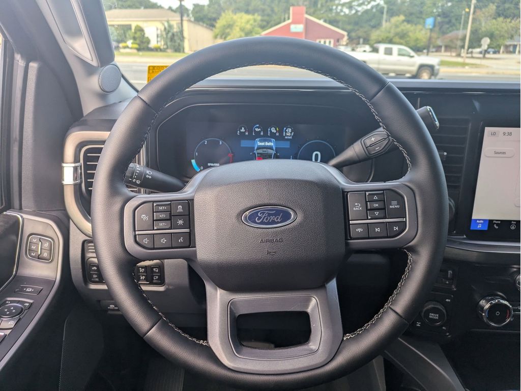 2026 Ford F-250 Super Duty Lariat - Photo 14