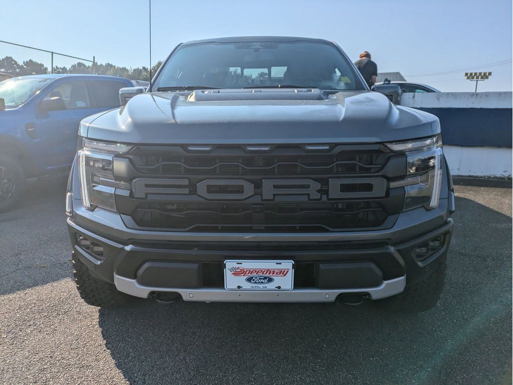 2025 Ford F-150 Raptor photo 2