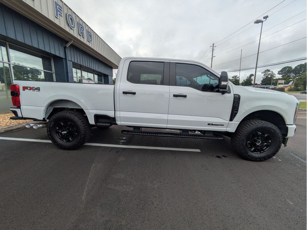 Used 2025 Ford F-350 XL Truck Crew Cab