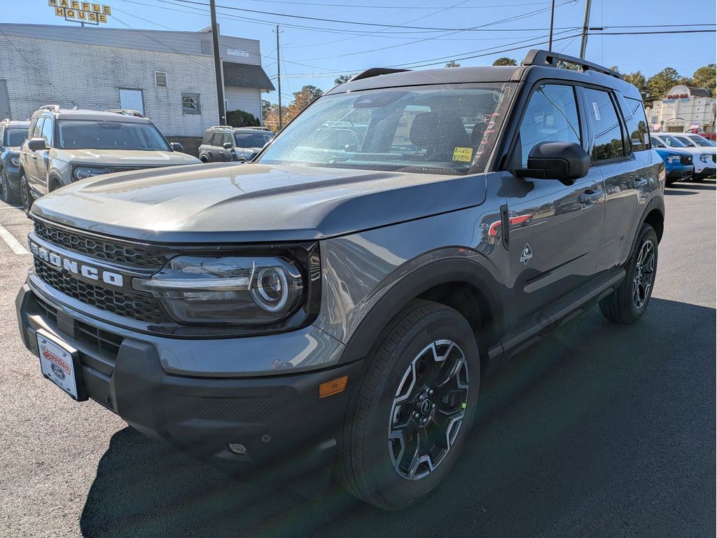 2025 Ford Bronco Sport Outer Banks - Photo 2