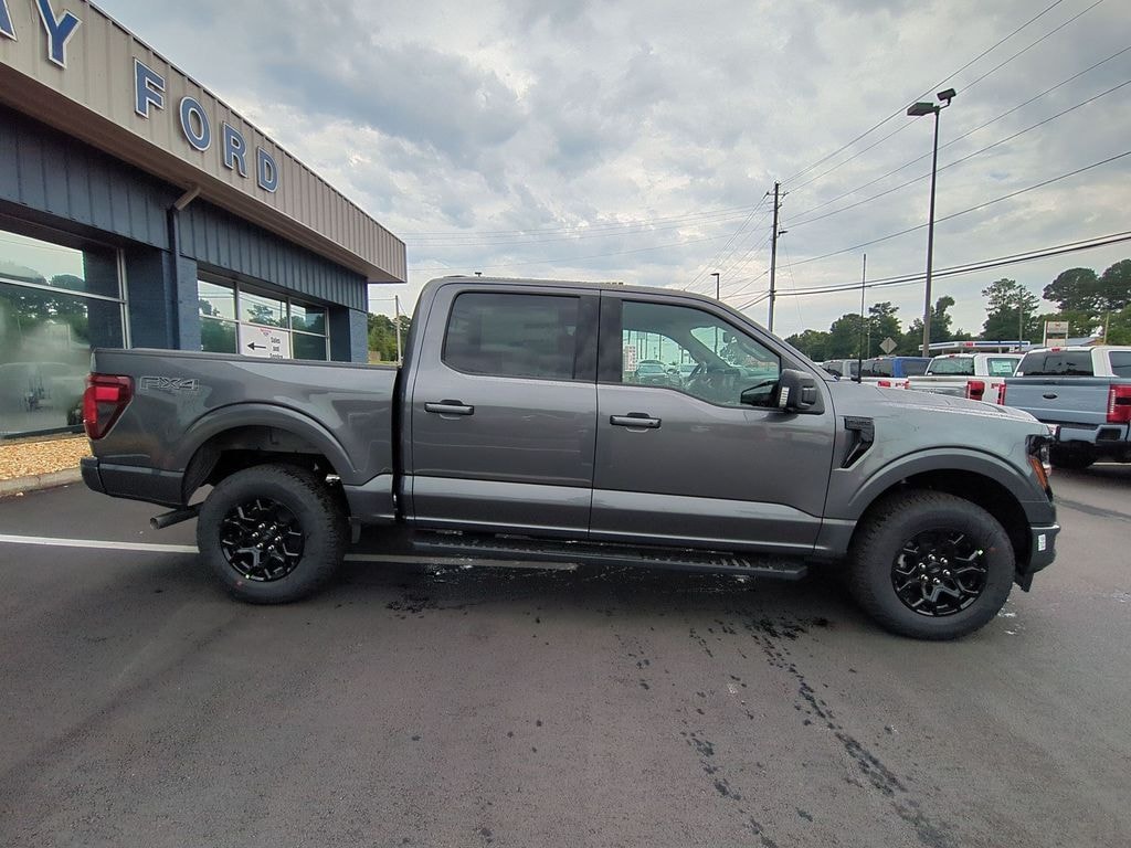 New 2026 Ford F-150 XLT Truck SuperCrew Cab