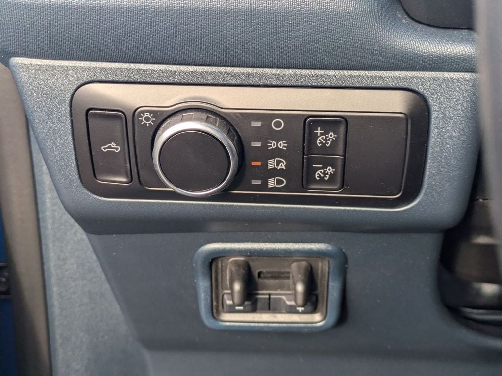2025 Ford Maverick XLT - Photo 16