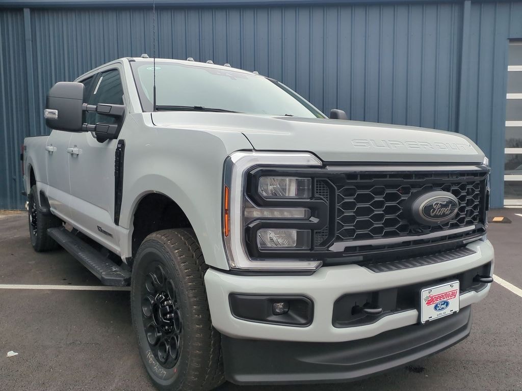 New 2026 Ford F-250 XLT Truck Crew Cab