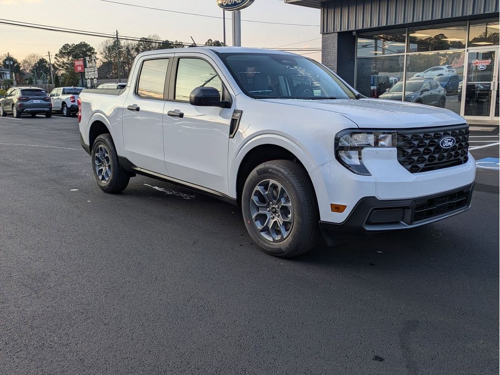 New 2025 Ford Maverick XLT Truck SuperCrew