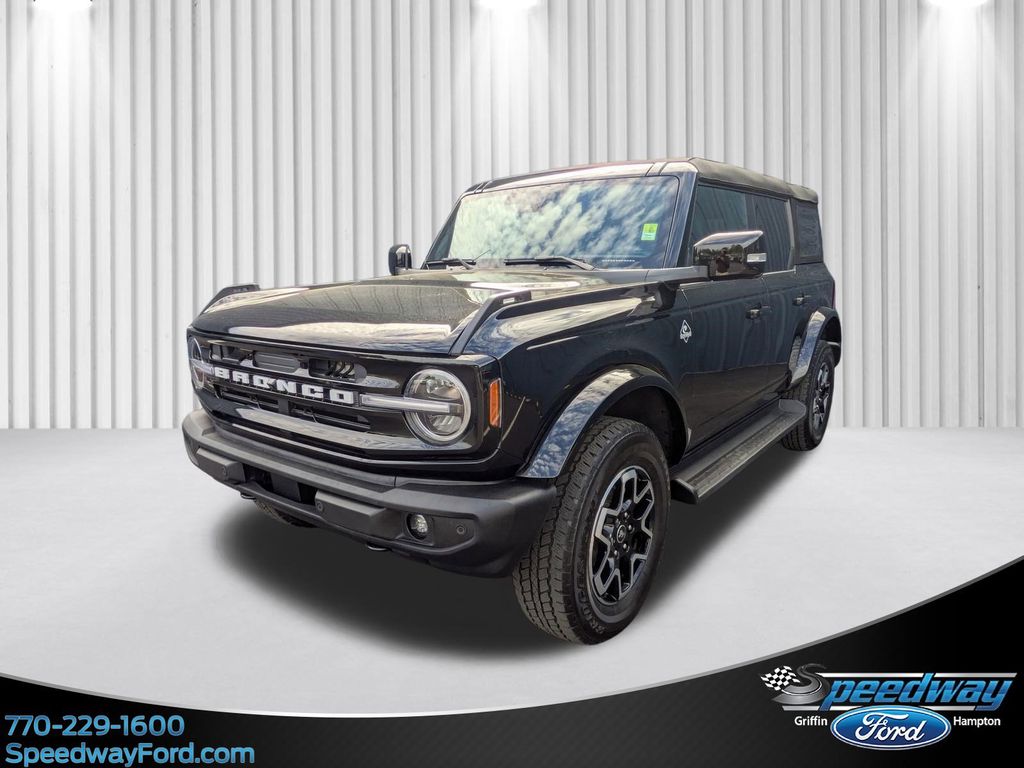 2025 Ford Bronco Outer Banks 4x4's photo