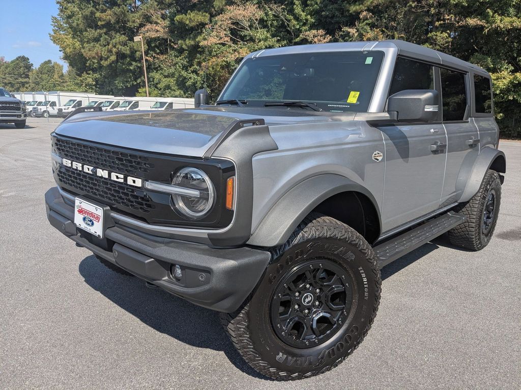 2022 Ford Bronco Base Big Bend Black Diamond Outer Banks Badlands Wildtrak Everglades photo 2