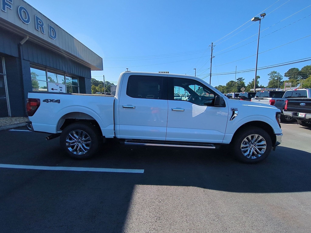 New 2026 Ford F-150 XLT Truck SuperCrew Cab