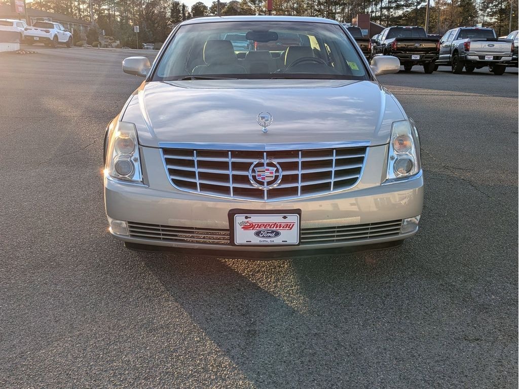 Used 2008 CADILLAC DTS Sedan