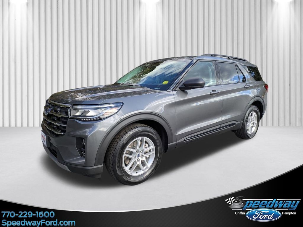 2026 Ford Explorer's photo