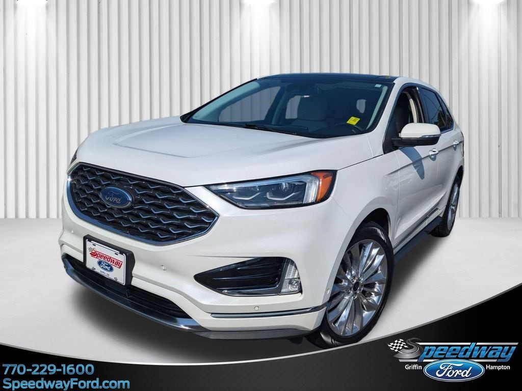 2022 Ford Edge Titanium